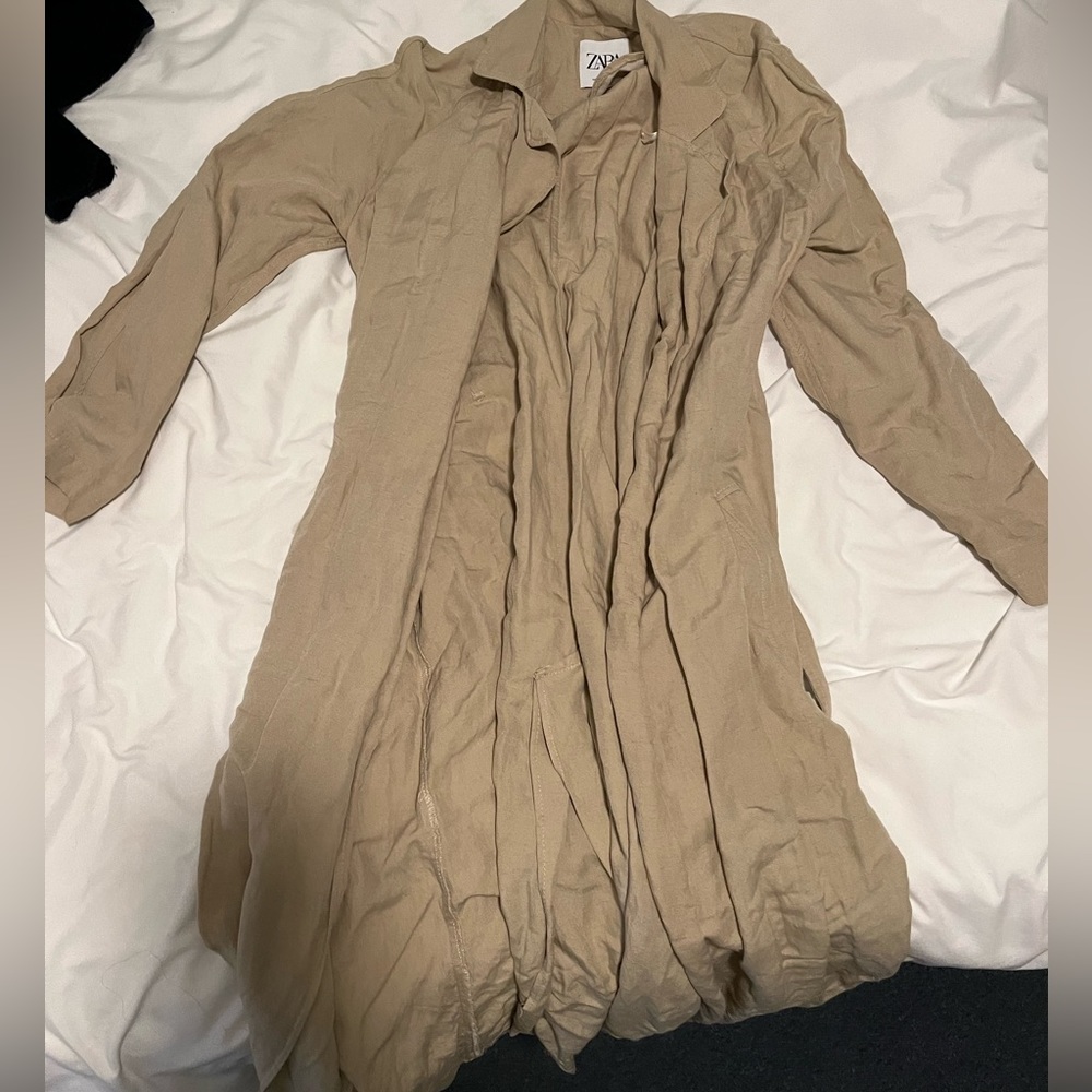 Oversized trench